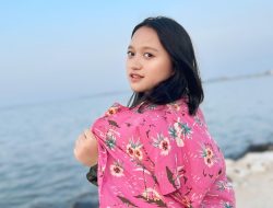 Nadisha Rayakan Ultah ke-17, Rilis Single Debut ‘Tersenyumlah’